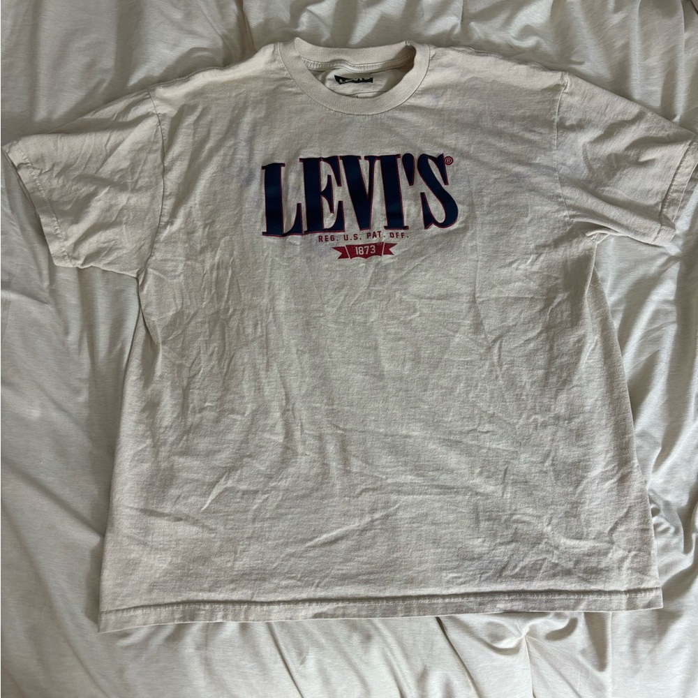 Levi's White T-Shirt